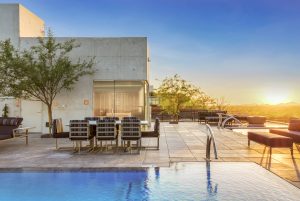 https://scottsdale.com/wp-content/uploads/2024/10/PHOTOS-A-Peek-Into-the-Stunning-Fifth-and-Final-Tower-at-Optima-Kierland-img5.jpg