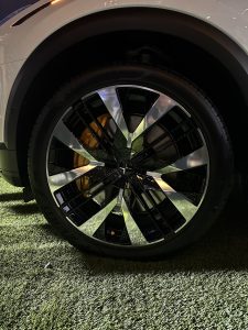 https://scottsdale.com/wp-content/uploads/2024/10/PHOTOS-Polestar-3-Makes-its-Debut-in-Scottsdale-img4-2.jpg