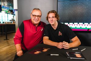 https://scottsdale.com/wp-content/uploads/2024/10/PHOTOS-The-Arizona-Coyotes-Introduces-its-New-Players-and-Rookie-Logan-Cooley-img9.jpg