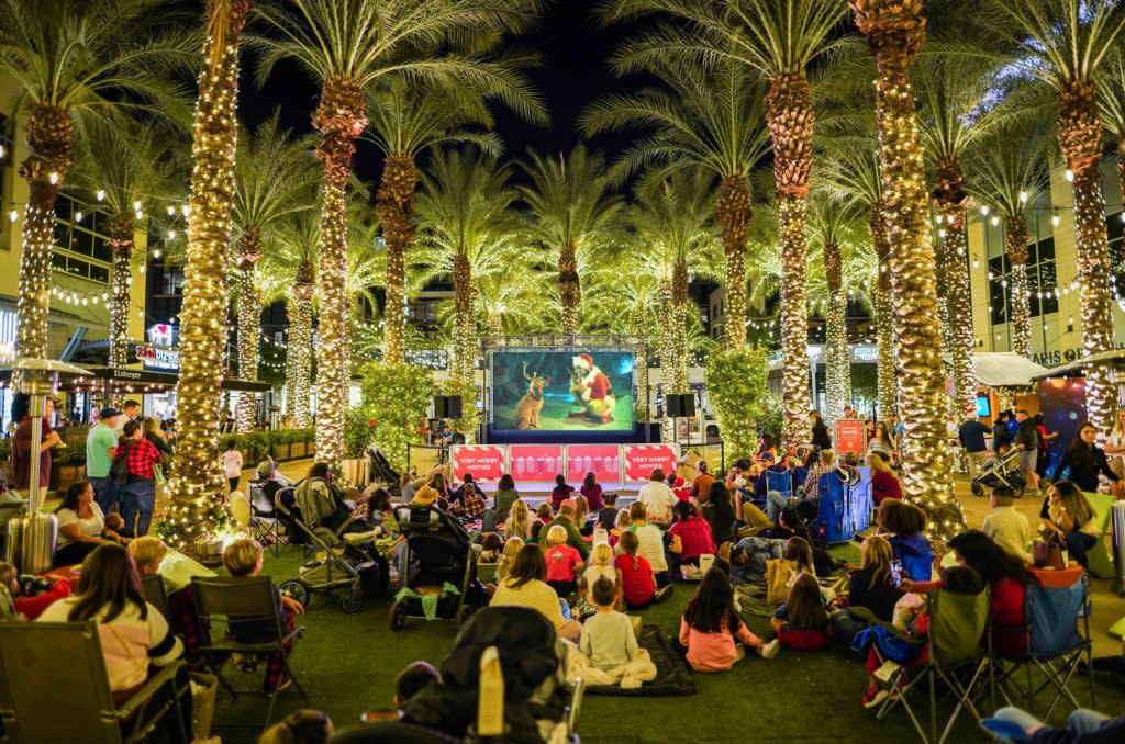 https://scottsdale.com/wp-content/uploads/2024/10/Scottsdale-Quarter-to-Kick-Off-The-Holiday-Season-With-This-Weekends-The-Santa-Social-img4-1.jpg