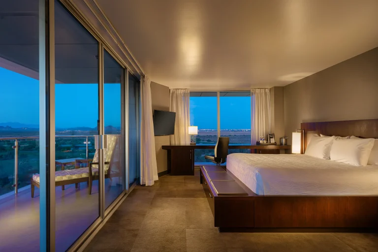13 tsr executive room 768x512