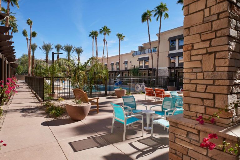Hampton Inn suites Phoenix3 768x513