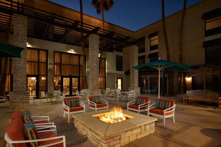 Hampton Inn suites Phoenix5 768x513