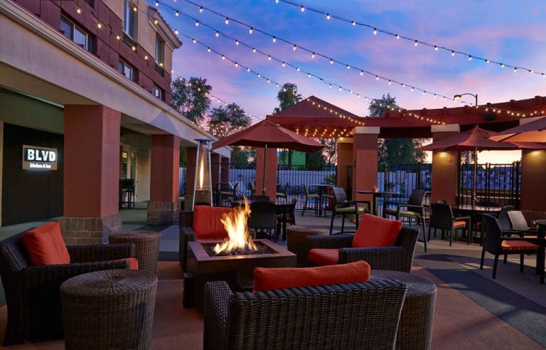 Hilton Garden Inn Scottsdale444 768x492