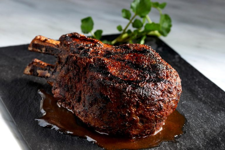 Mortons The Steakhouse5 768x512