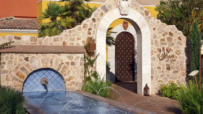 phxrst omni scottsdale resort montelucia joya spa entrance day 768x433