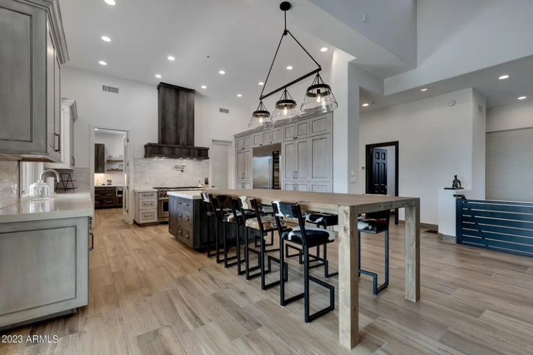 hangen kitchen 1 768x512