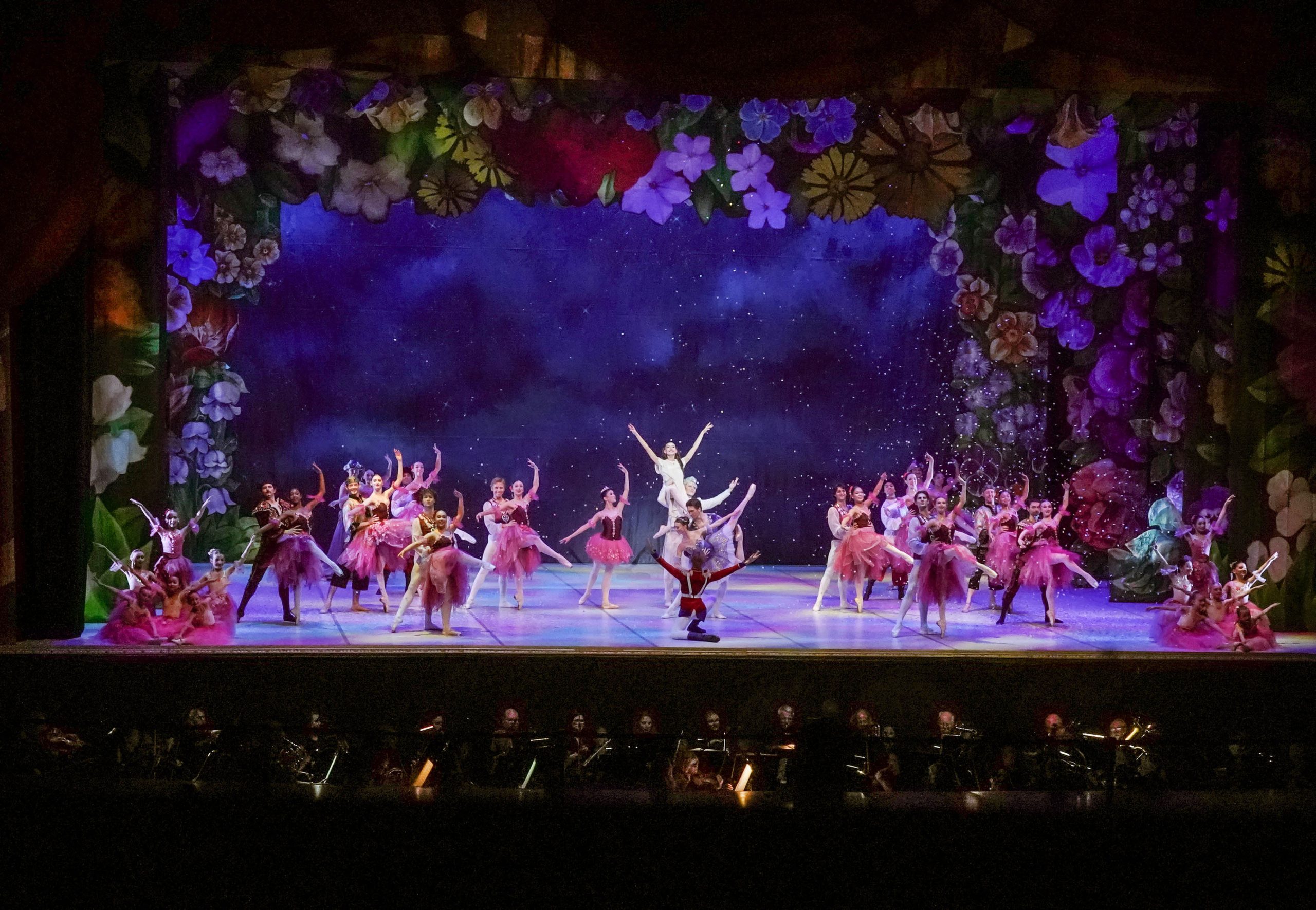 PhxBallet_Nutcracker_Finale