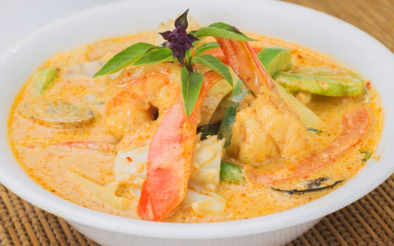 red curry 768x480