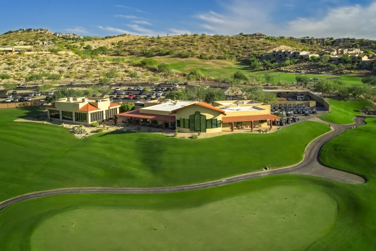 EagleMtn Aerial Clubhouse 11 23 WebReady 768x512