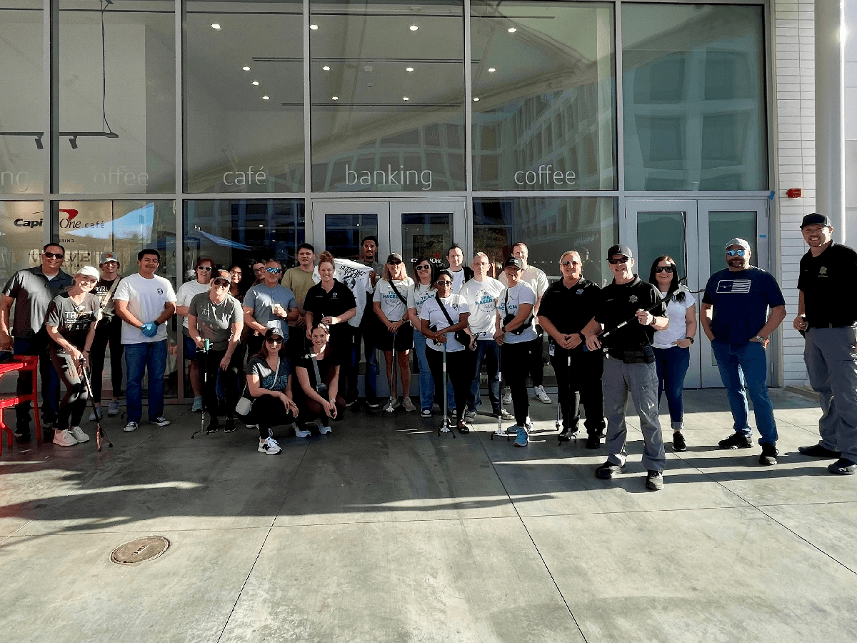 Participants at the 2024 Scottsdale Fashion Square clean-up event
