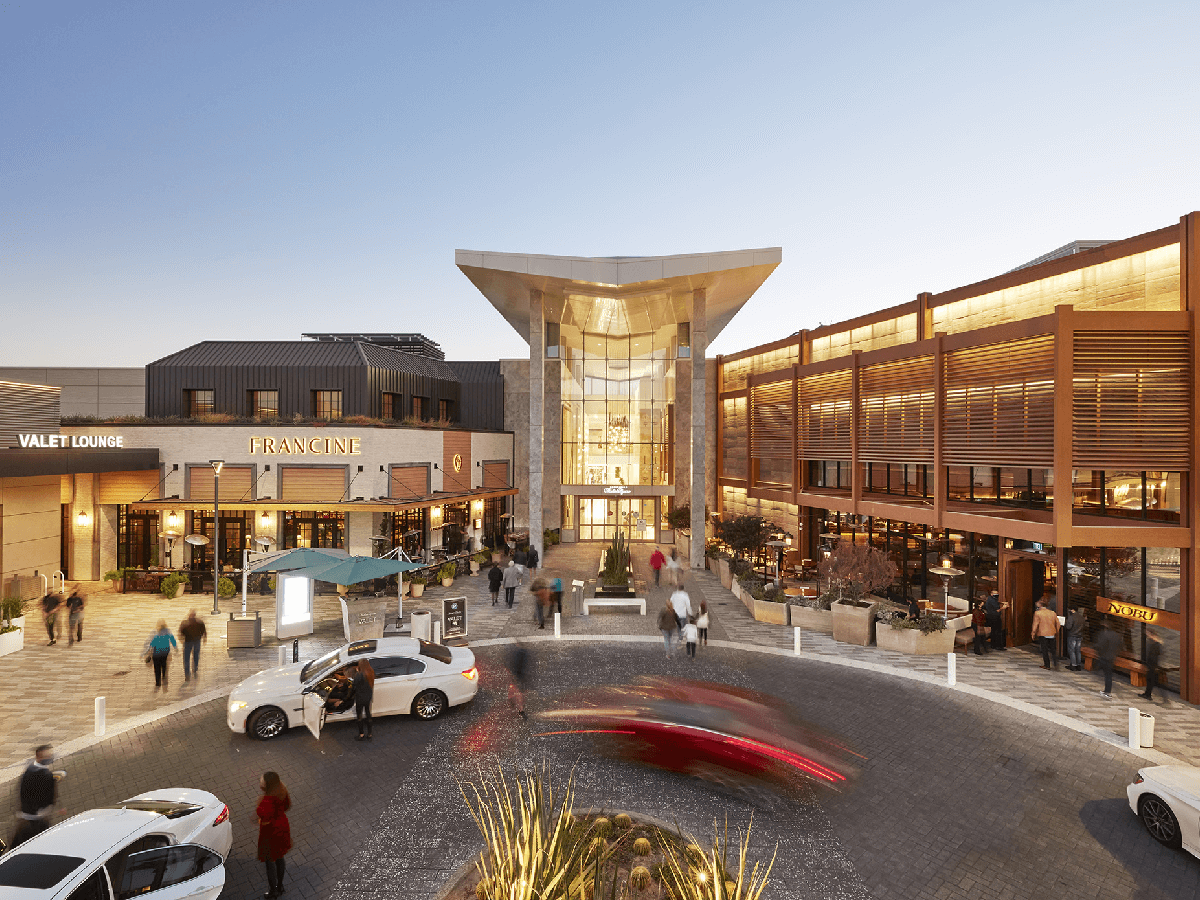 New Project-165-2 Scottsdale Fashion Square. Courtesy Macerich
