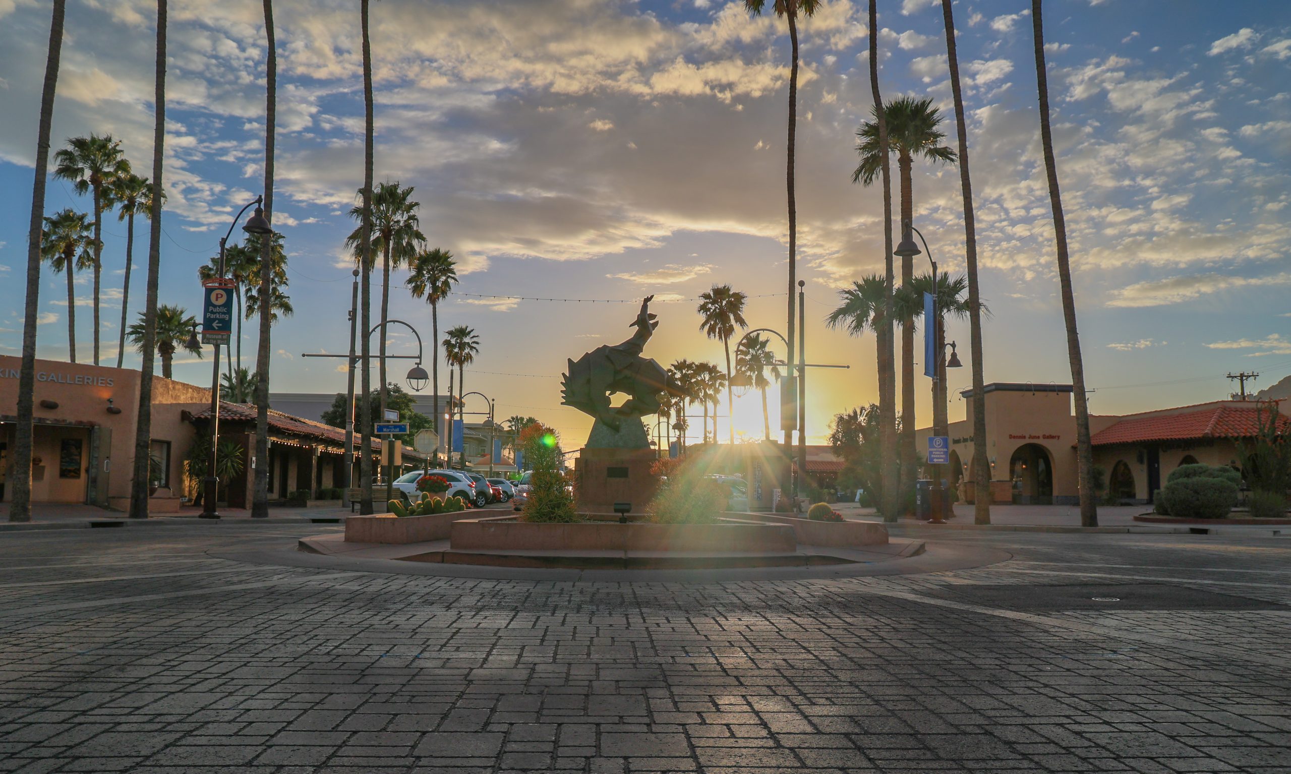 "Jack Knife" by Ed Mell. Photo by Analisa Shah/Experience Scottsdale