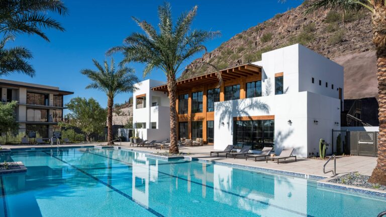 Phoenician Clubhouse 29 768x432