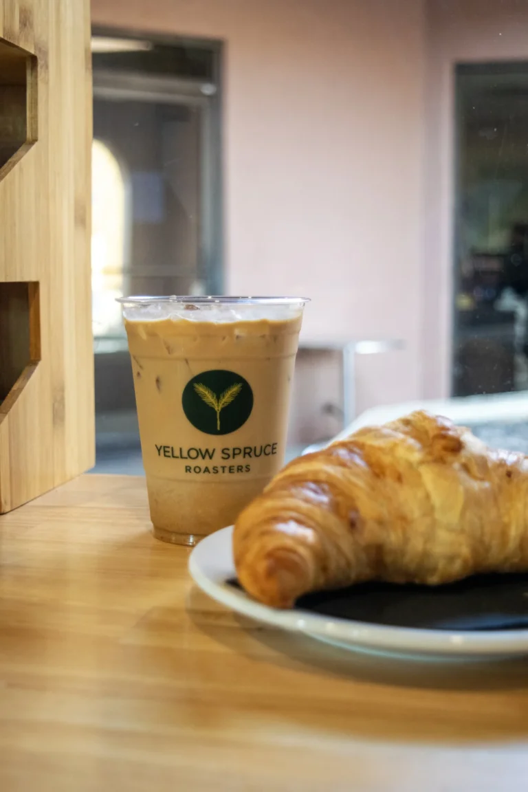 croissantcoffee2 768x1152